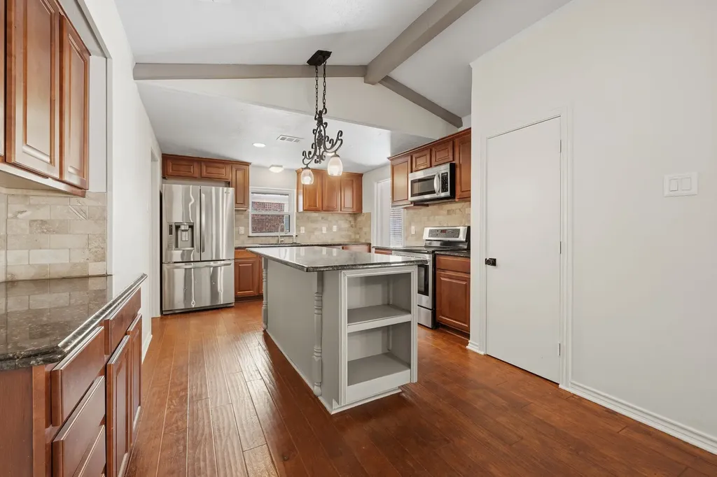 416 Forest Grove Drive Richardson TX 75080