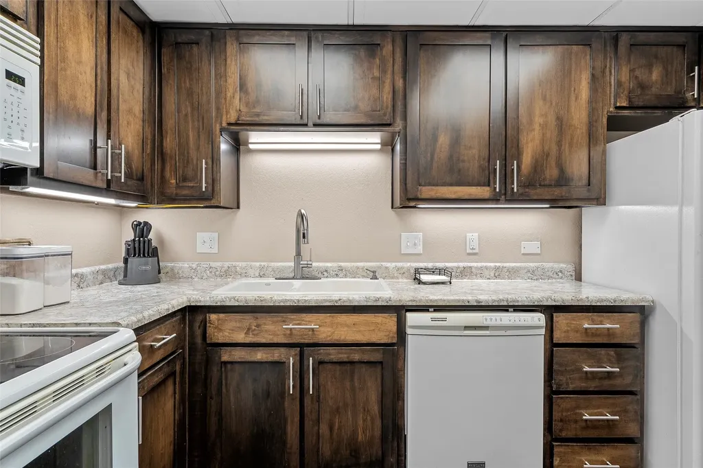 4924 Cobbs Drive Waco TX 76710