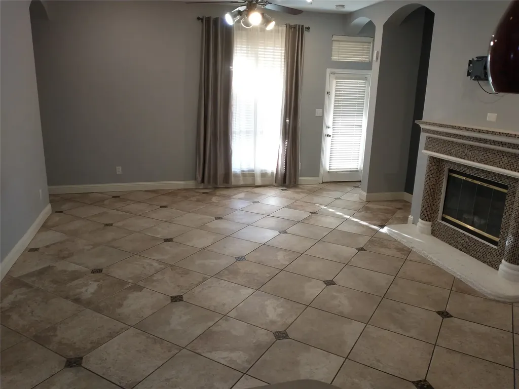 3309 Capstone Lane Garland TX 75043