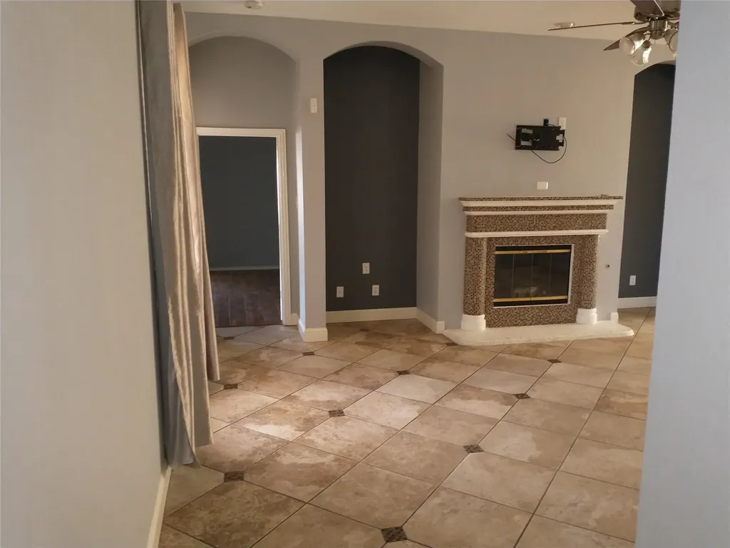 3309 Capstone Lane Garland TX 75043