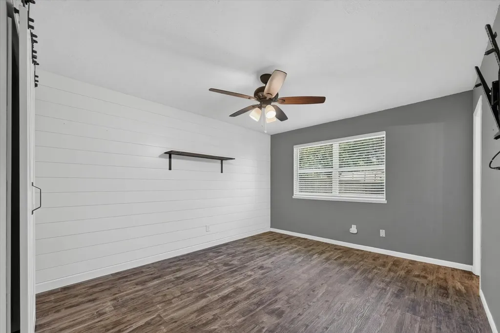 5402 Duchess Court Lake Dallas TX 75065