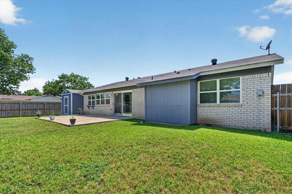 5402 Duchess Court Lake Dallas TX 75065