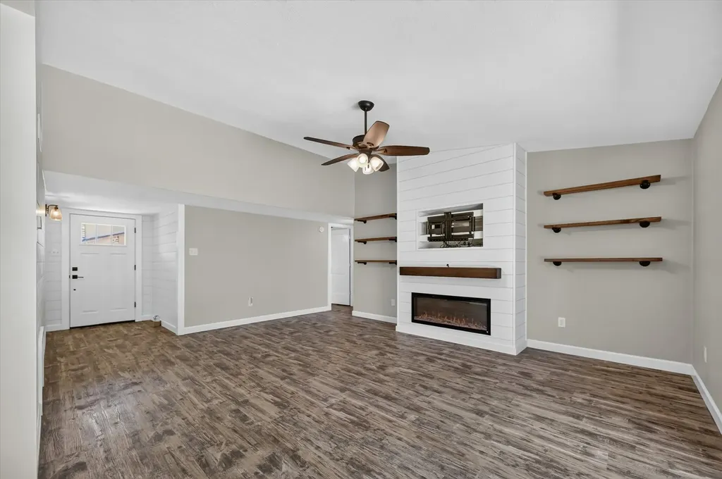 5402 Duchess Court Lake Dallas TX 75065