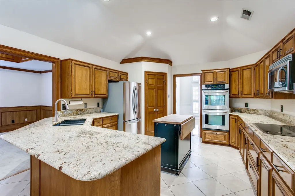 7921 Kendra Lane North Richland Hills TX 76182