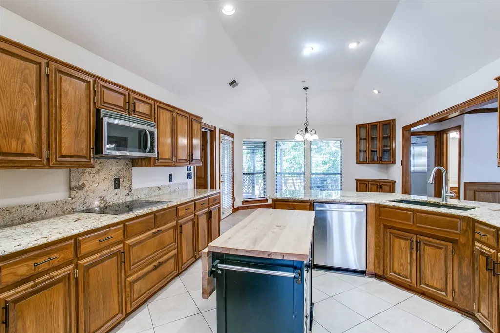 7921 Kendra Lane North Richland Hills TX 76182