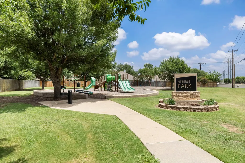 804 Tyler Court Burleson TX 76028