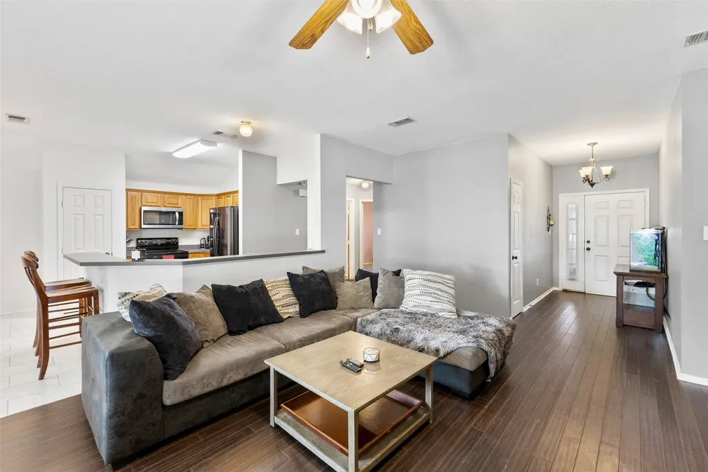 804 Tyler Court Burleson TX 76028