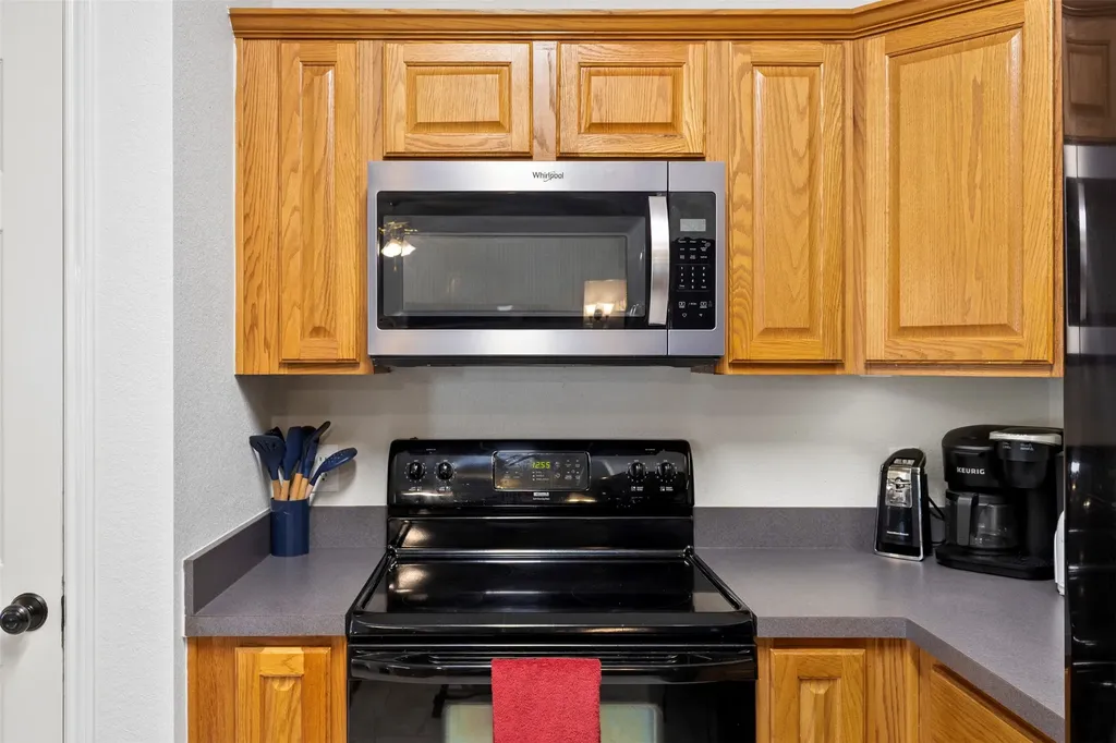804 Tyler Court Burleson TX 76028