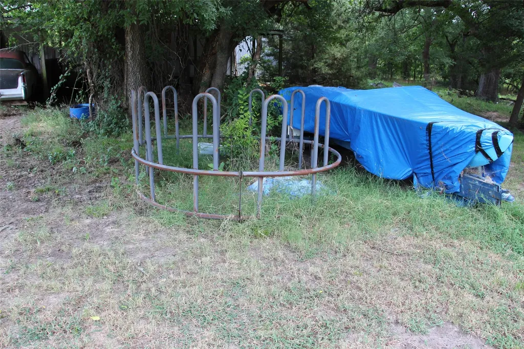 1199 County Road 1245 Savoy TX 75479