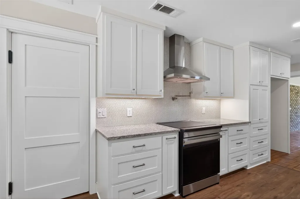 13426 County Road 468 Tyler TX 75704