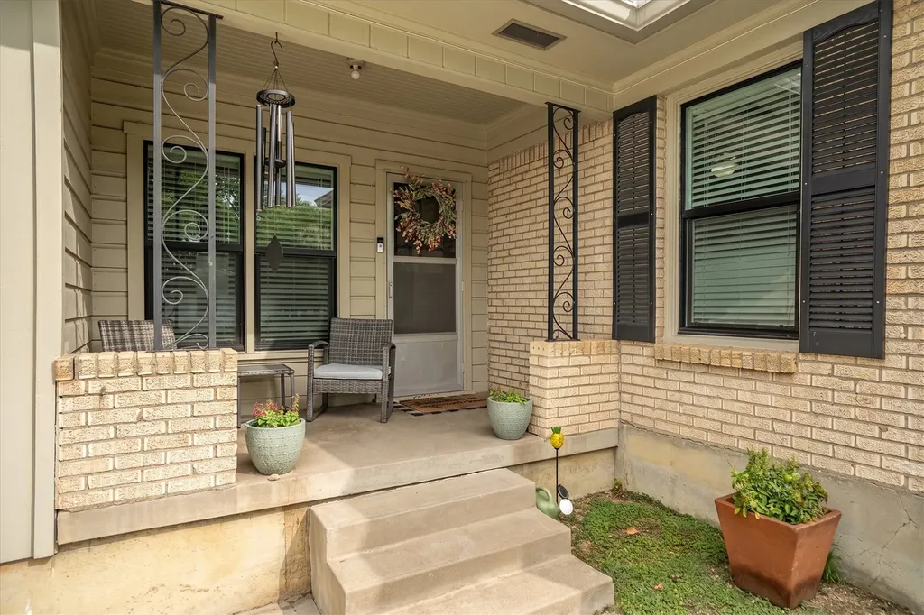 3860 W Spurgeon Street Fort Worth TX 76133