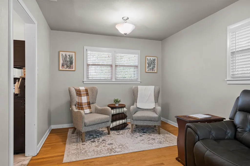 3860 W Spurgeon Street Fort Worth TX 76133