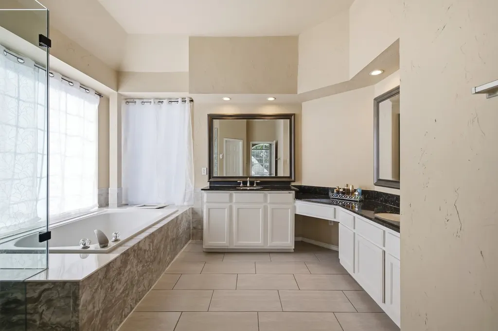 1911 New Haven Road Grapevine TX 76051