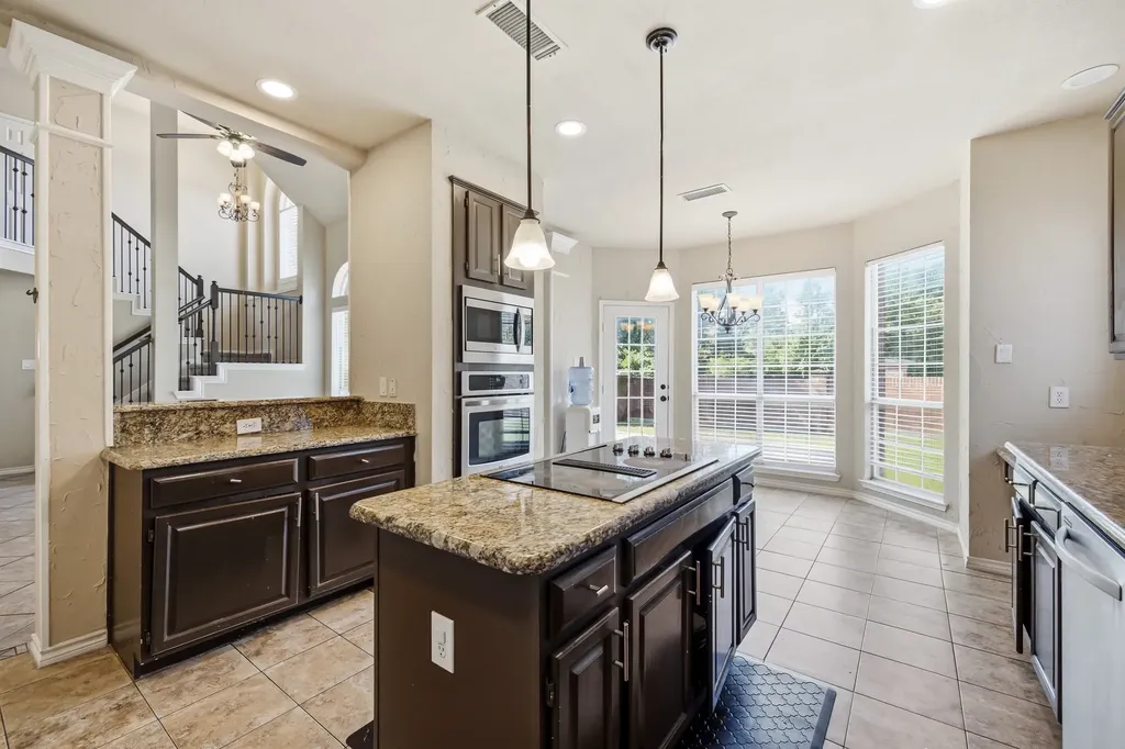 1911 New Haven Road Grapevine TX 76051