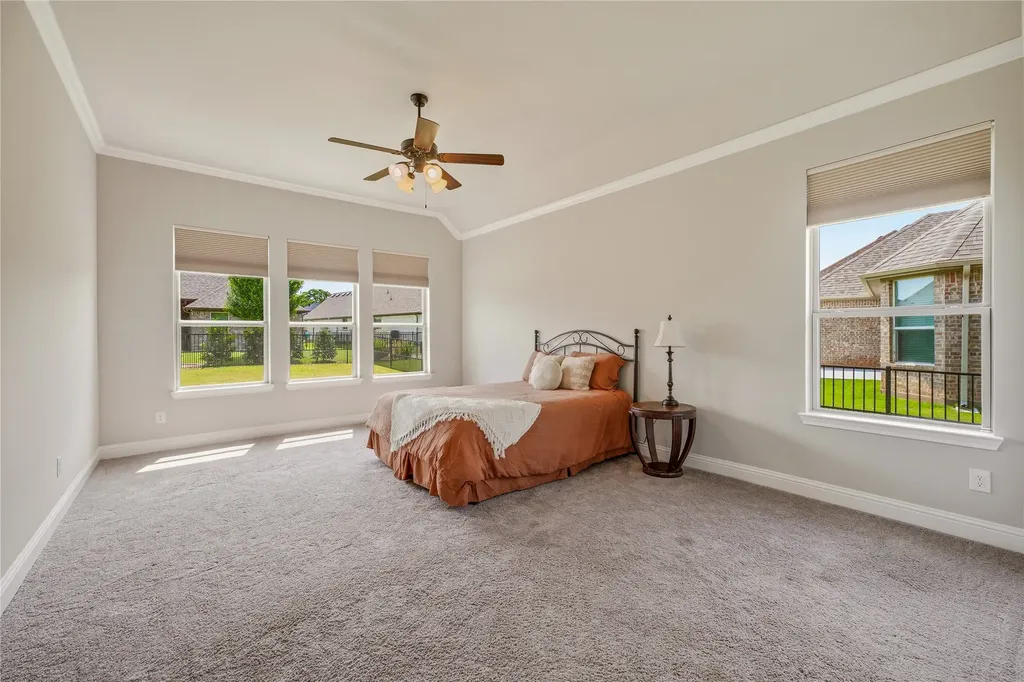 1086 Mickelson Drive Granbury TX 76048