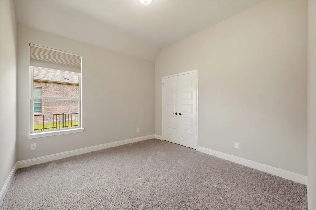 1086 Mickelson Drive Granbury TX 76048