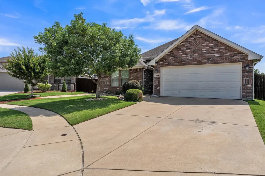 11209 Beechgrove Court Fort Worth TX 76140