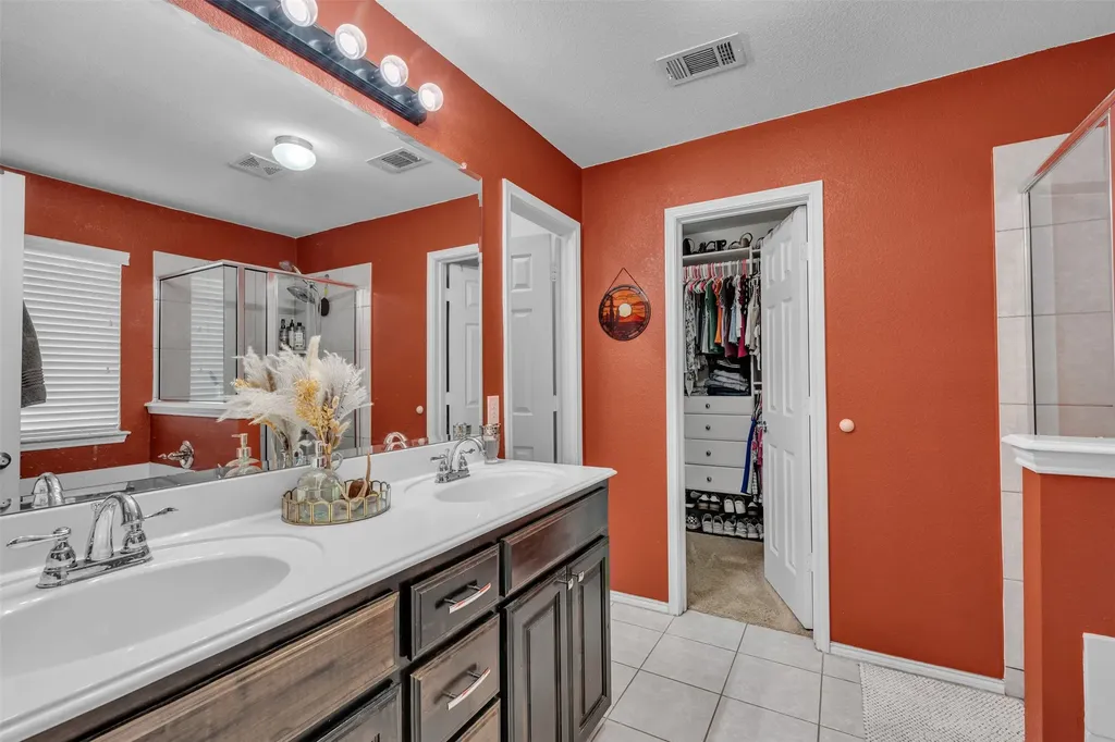 11209 Beechgrove Court Fort Worth TX 76140