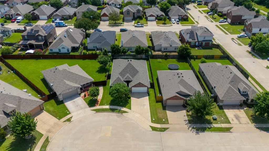 11209 Beechgrove Court Fort Worth TX 76140