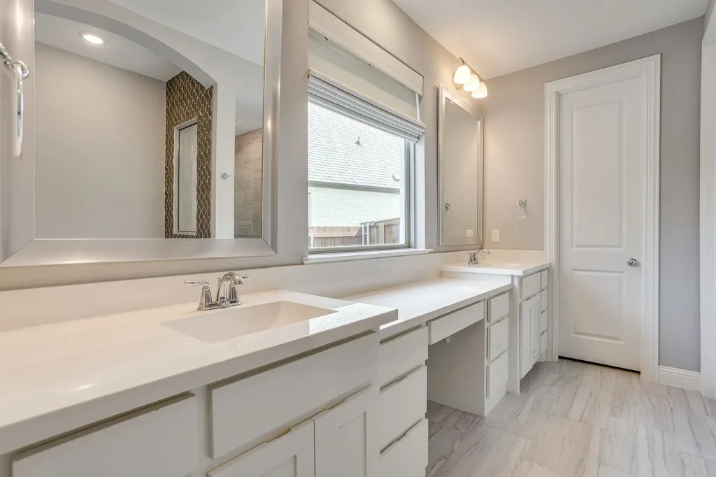 6144 Strada Cove Fort Worth TX 76123