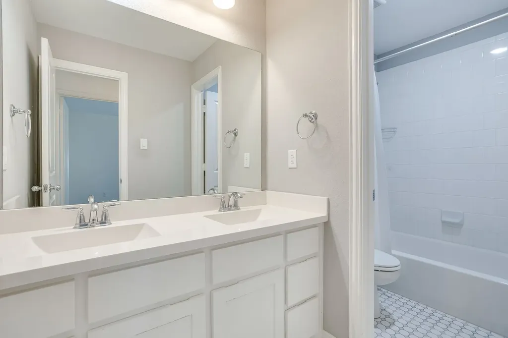 6144 Strada Cove Fort Worth TX 76123