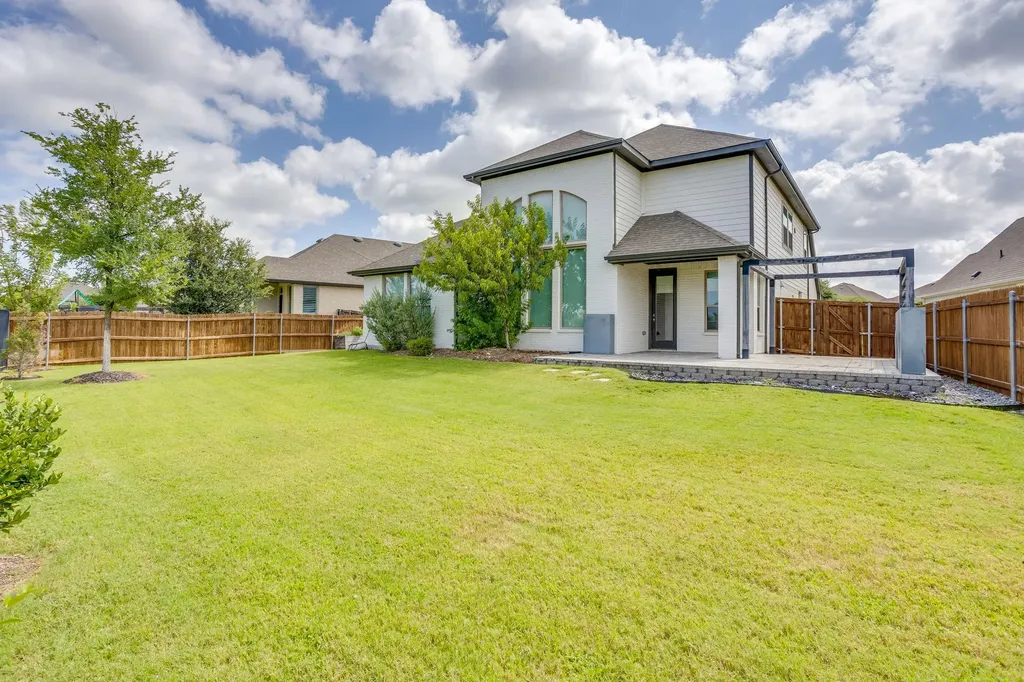 6144 Strada Cove Fort Worth TX 76123