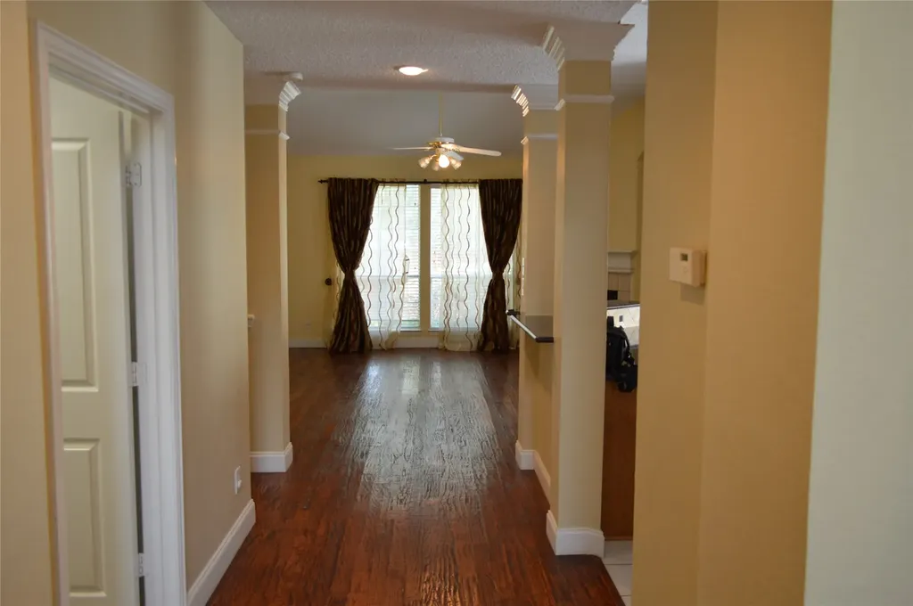 9320 Ponderosa Trail Irving TX 75063