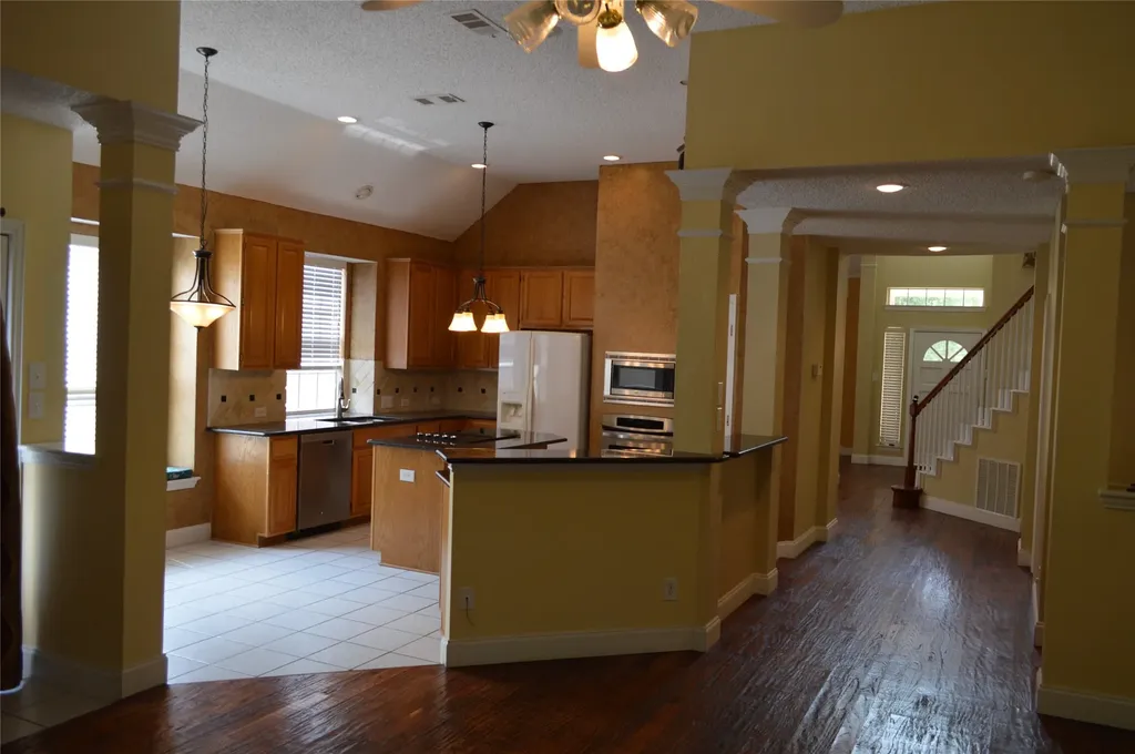 9320 Ponderosa Trail Irving TX 75063