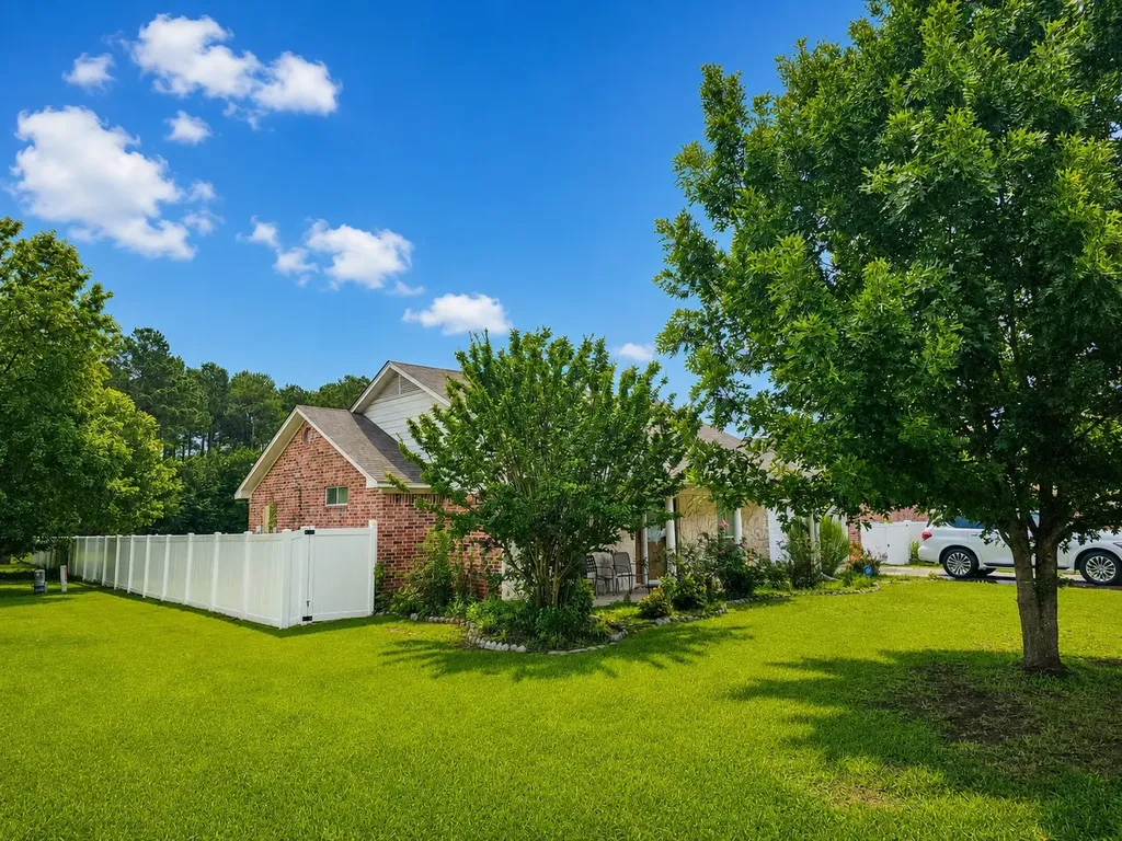305 Bob White Street Pittsburg TX 75686