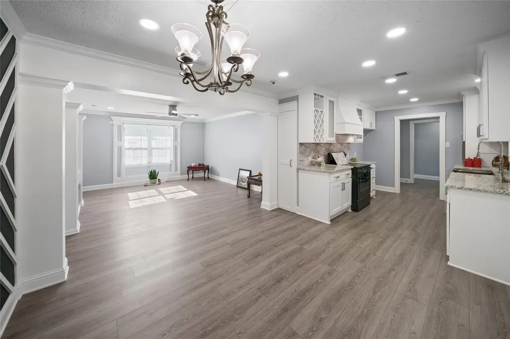 309 Gray Street Henderson TX 75652