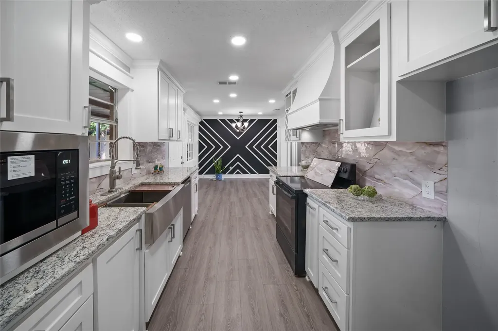 309 Gray Street Henderson TX 75652