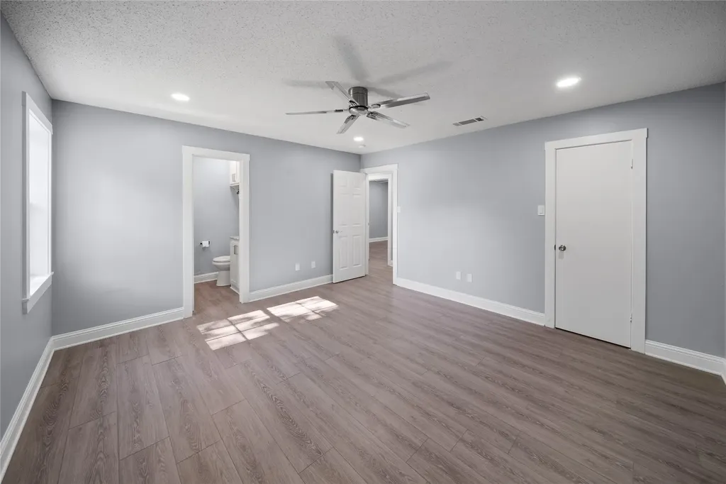 309 Gray Street Henderson TX 75652