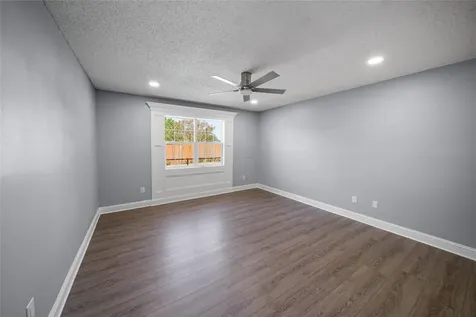 309 Gray Street Henderson TX 75652
