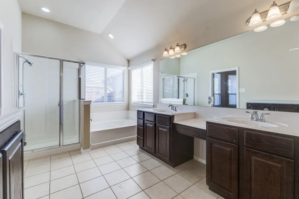 2022 Uvalde Drive Forney TX 75126