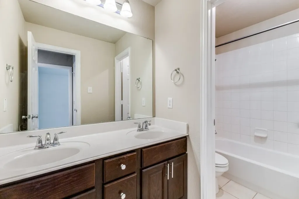 2022 Uvalde Drive Forney TX 75126