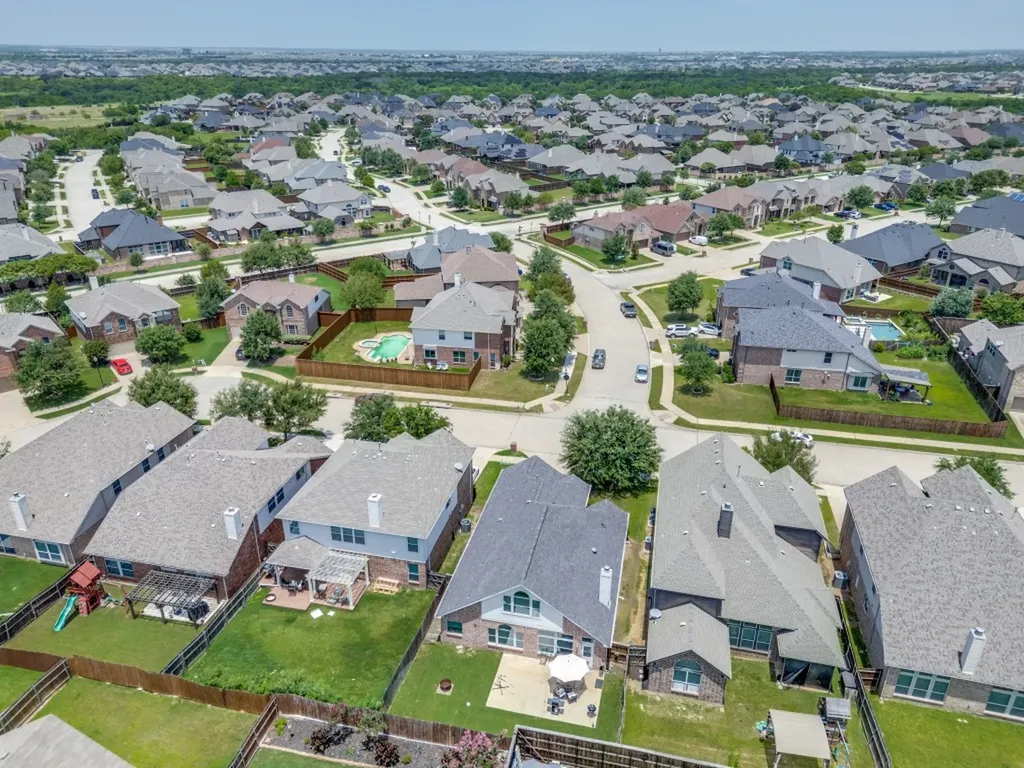 2312 Fountain Gate Drive Little Elm TX 75068