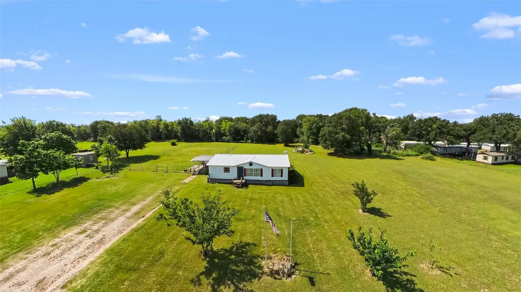 1501 2nd Street Kerens TX 75144