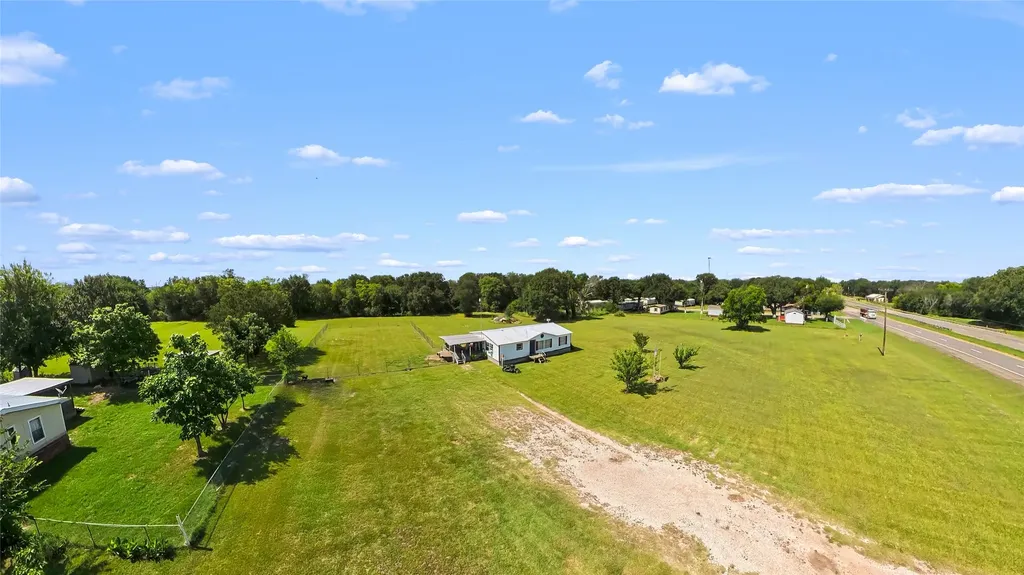 1501 2nd Street Kerens TX 75144