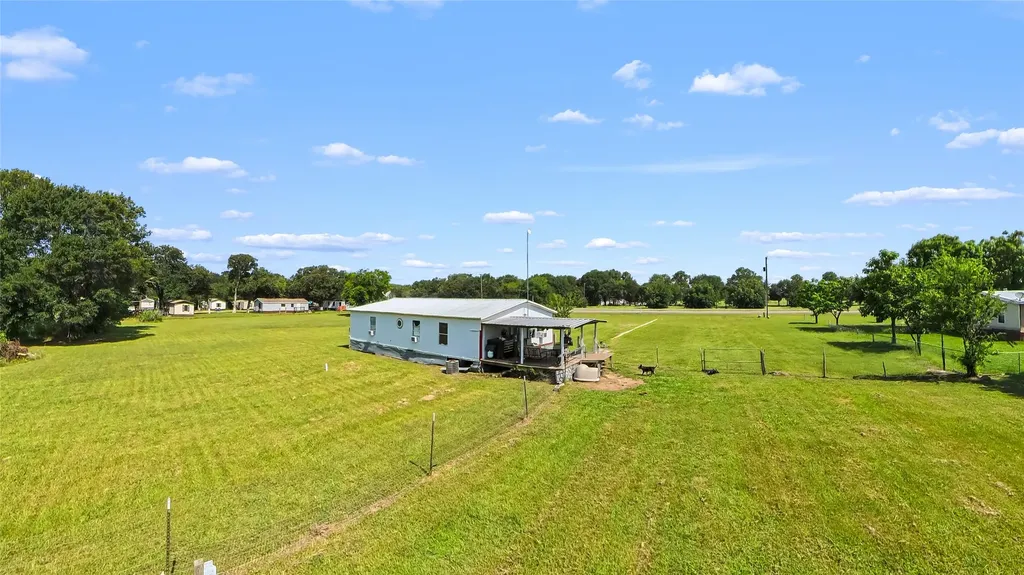 1501 2nd Street Kerens TX 75144
