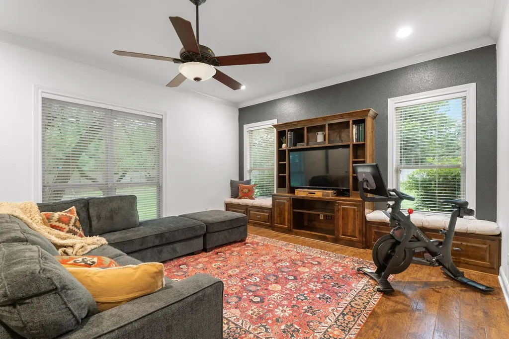 105 Royal Springs Lane Crawford TX 76638