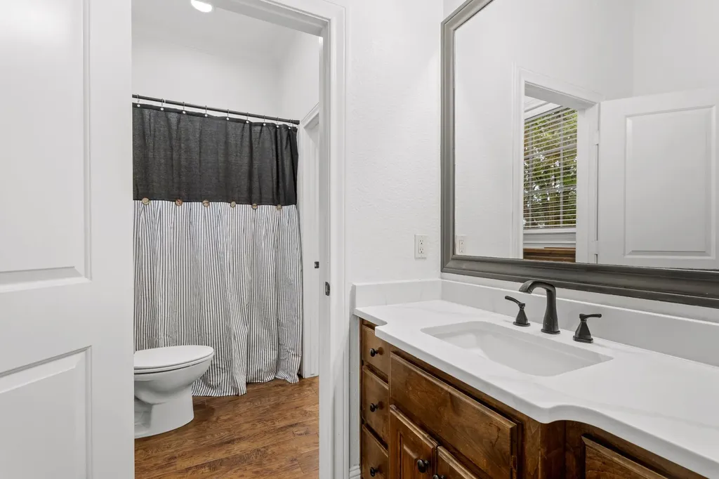 105 Royal Springs Lane Crawford TX 76638