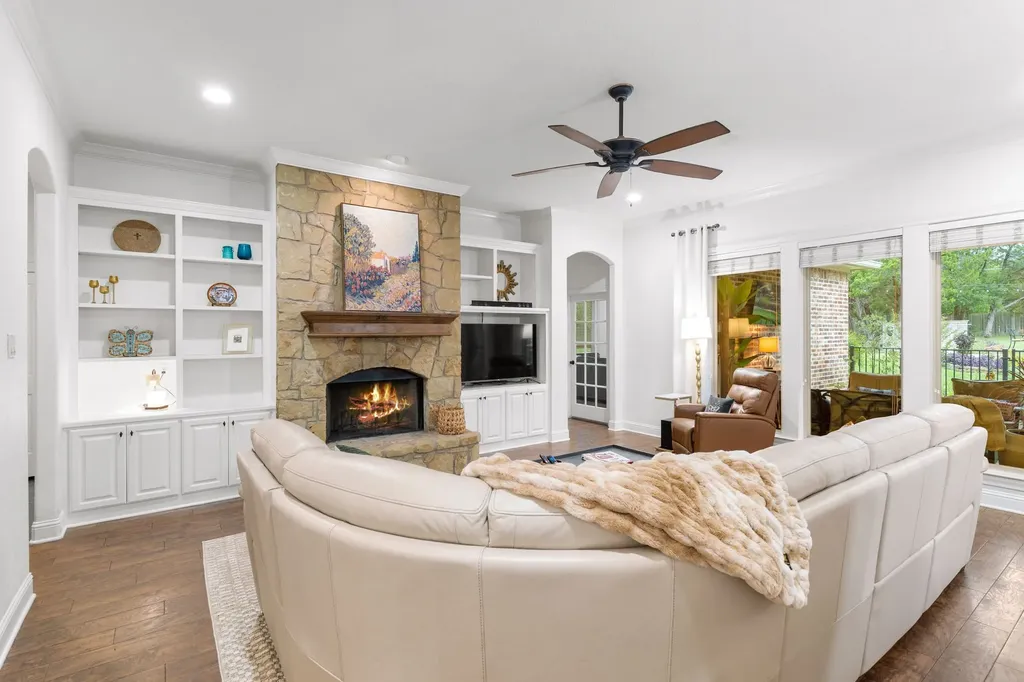 105 Royal Springs Lane Crawford TX 76638