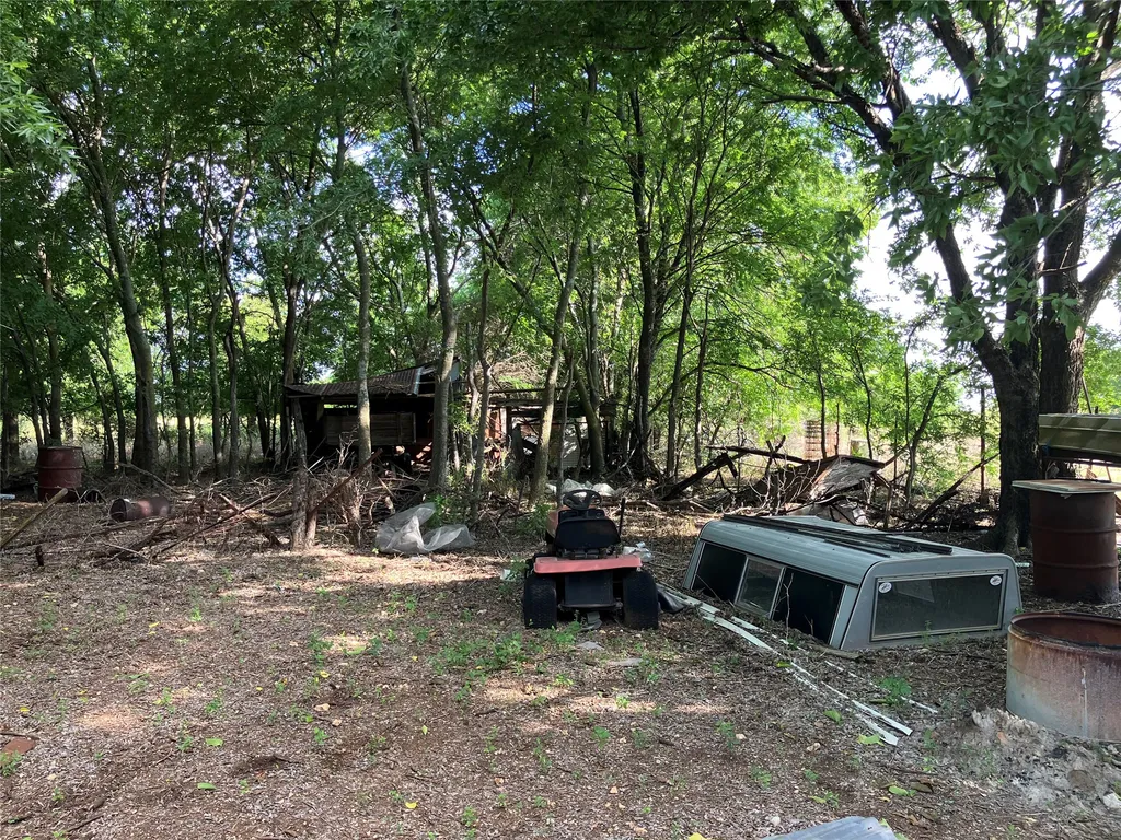 1054 Cr 3415 Clifton TX 76634