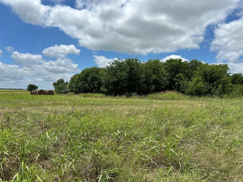 1054 Cr 3415 Clifton TX 76634