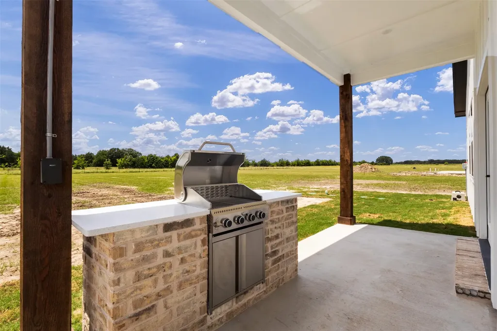 5522 County Road 3521 Quinlan TX 75474