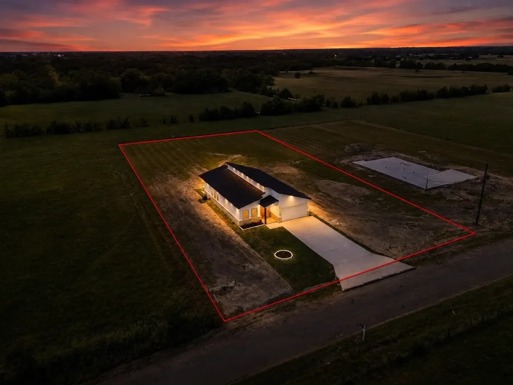 5522 County Road 3521 Quinlan TX 75474