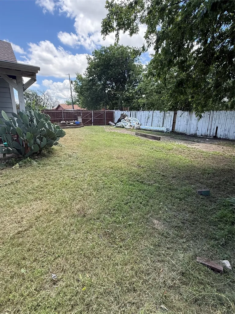 405 Eddies Street Ponder TX 76259