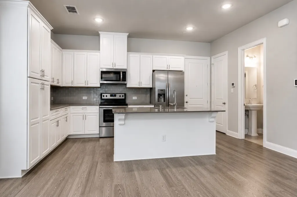 1544 Windermere Way Farmers Branch TX 75234