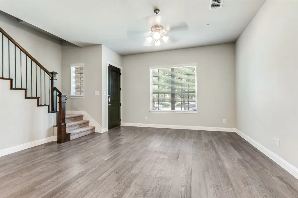 1544 Windermere Way Farmers Branch TX 75234