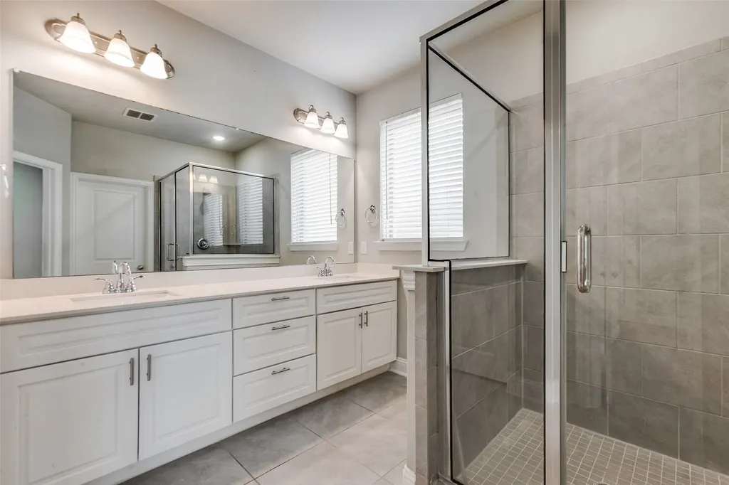 1544 Windermere Way Farmers Branch TX 75234
